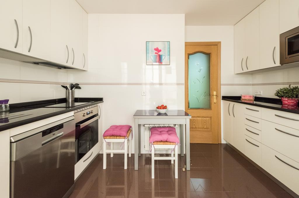 Apartamentos El Rastro Madrid Exteriör bild